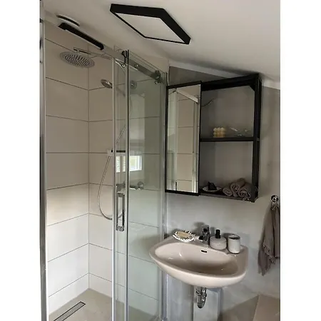 Semesterbostad Hennesee Comfortable