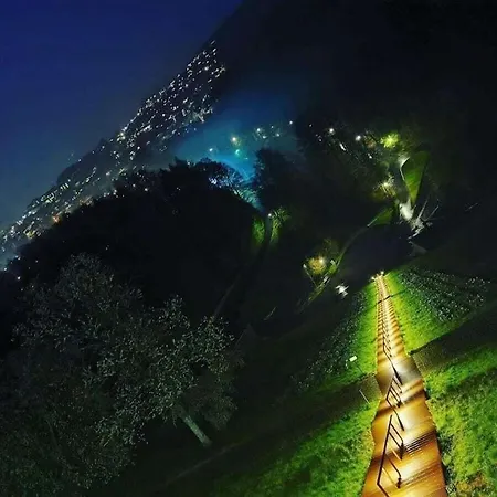 Semesterbostad Hennesee Comfortable