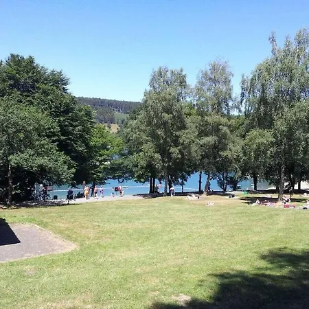 Hennesee Comfortable